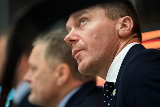 s tränare Johan Lindbom