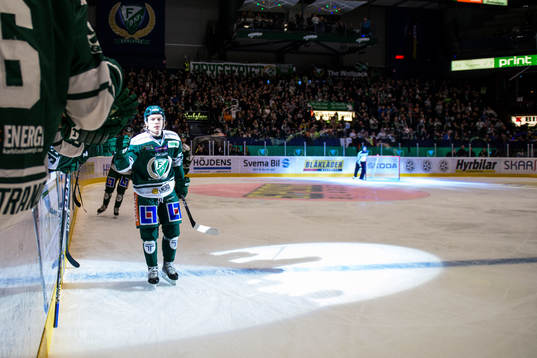Färjestads Oskar Steen jublar