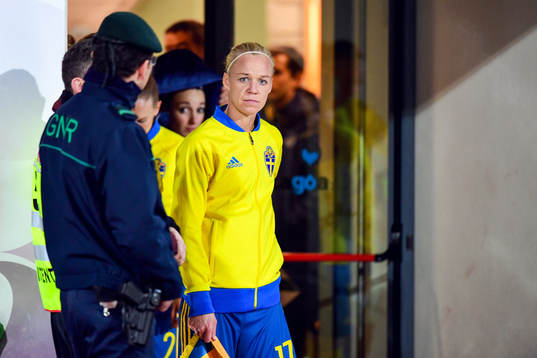 Sveriges Caroline Seger gör entre