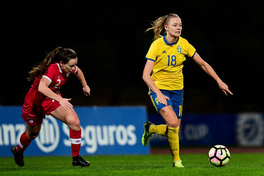 Kanadas Allysha Chapman och Sveriges Fridolina Rolfö