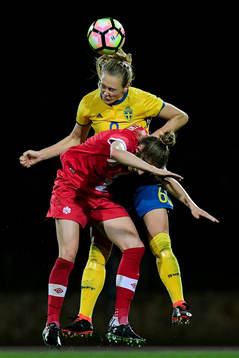 Sveriges Magdalena Eriksson och Kanadas Janine Beckie