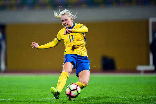 Sveriges Stina Blackstenius gör 1-3