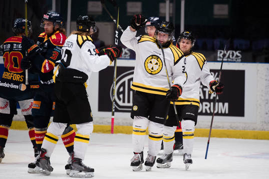 Brynäs Jonathan Granström jublar
