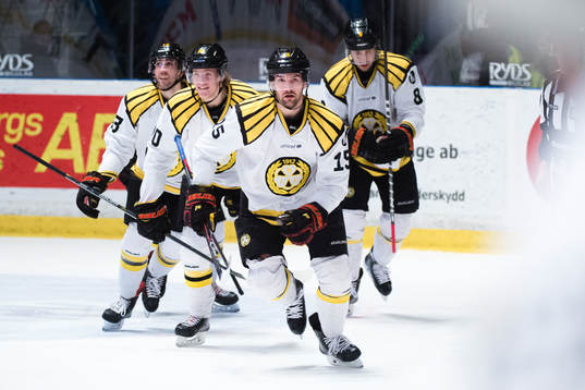 Brynäs Simon Bertilsson jublar
