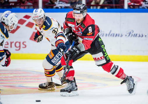 Djurgårdens Jesper Pettersson mot Malmö Redhawks Frederik