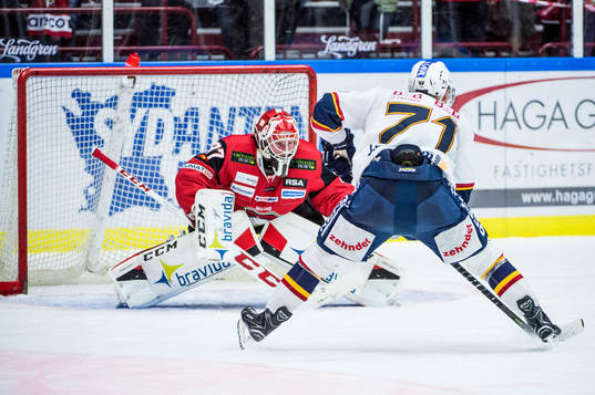 Djurgårdens Jonathan Davidsson missar straff på Malmö