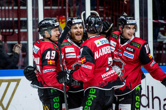 Malmö Redhawks Frederik Storm jublar