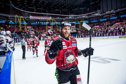Malmö Redhawks Frederik Storm jublar