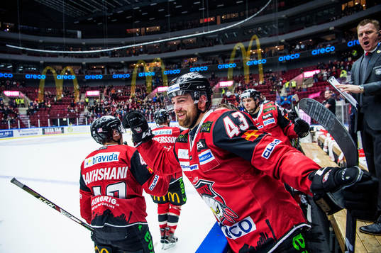 Malmö Redhawks Nichlas Hardt jublar