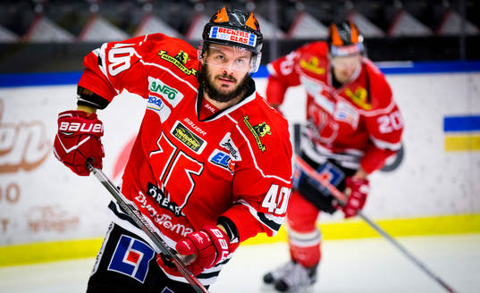 e match i Örebrotröjan