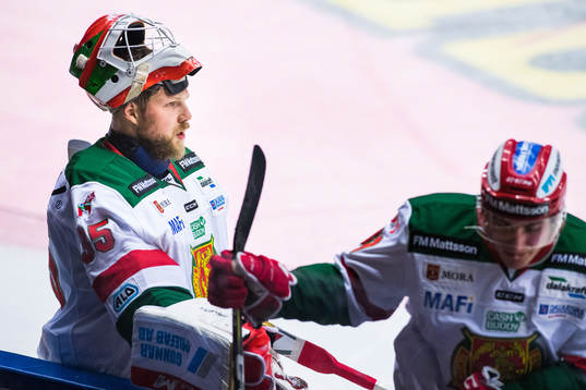 Moras målvakt Christian Engstrand deppar