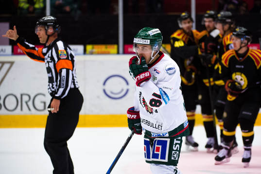 Frölundas Mattias Nörstebö deppar