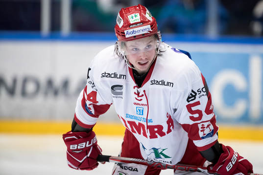 Timrås Jonathan Dahlen i ishockeymatchen i