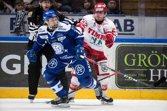Leksands Filip Johansson och Timrås Emil Berglund  i