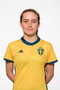 Matilda kristell i F16-landslaget