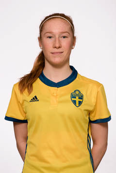 Tilde Johansson i F16-landslaget