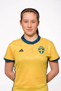 Ella Reidy i F16-landslaget