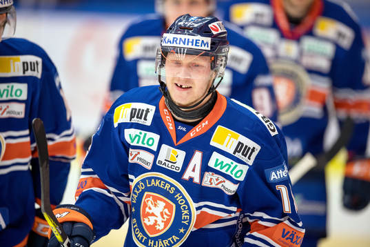 Växjös Tuomas Kiiskinen jublar