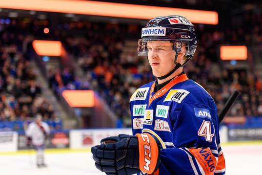 Växjös Elias Pettersson jublar