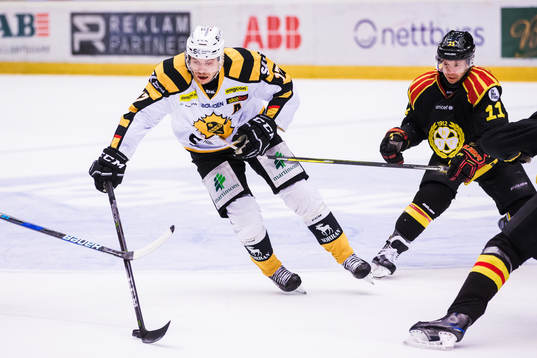 Skellefteås Pär Lindholm och Brynäs Kevin Clark