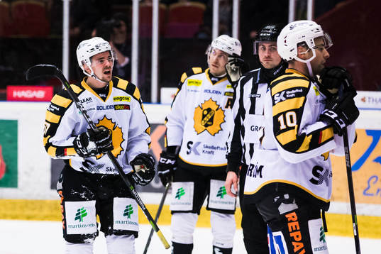 Skellefteås Emil Djuse (v) deppar