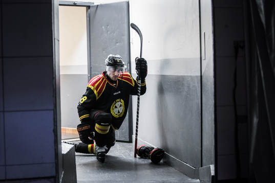 Brynäs Aaron Palushaj innan ishockeymatchen i SHL mellan