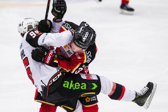Malmö Redhawks Kim Rosdahl och Luleås Emil Larsson