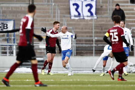 Norrköpings Andreas Johansson reagerar
