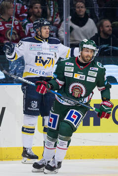 s David Ullström jublar