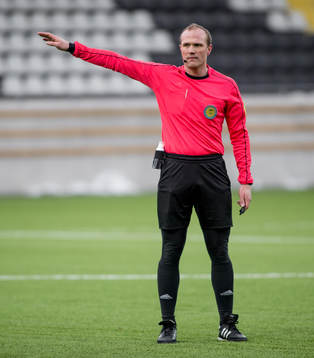 Domare Patrik Eriksson