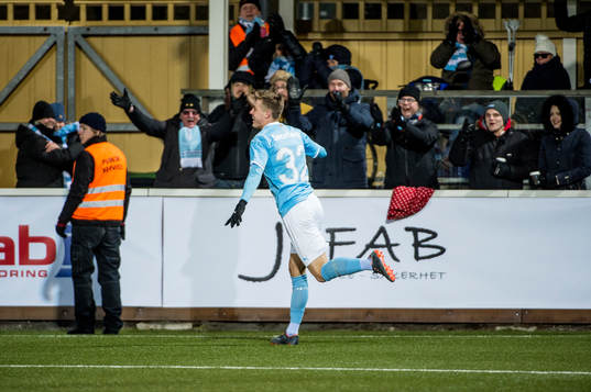 Malmö FFs Mattias Svanberg jublar