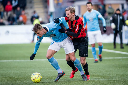 Malmö FFs Mattias Svanberg mot Brommapojkarnas Fritiof