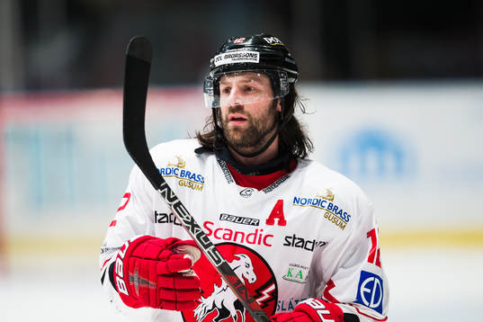 Vita Hästens Daniel Josefsson