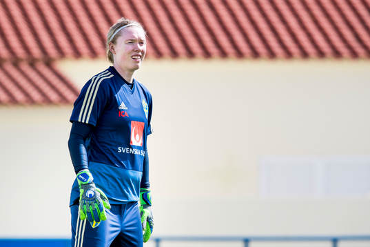 målvakt Hedvig Lindahl