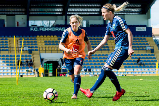 Elin Rubensson och Olivia Schough
