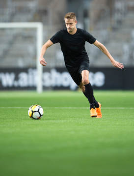 s Rasmus Lindkvist