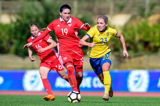 Rysslands Koltakova Nadezhda och Sveriges Elin Rubensson