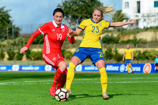 Rysslands Koltakova Nadezhda och Sveriges Elin Rubensson