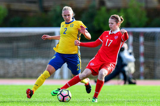 Sveriges Jonna Andersson och Rysslands Sofiia Shishkina