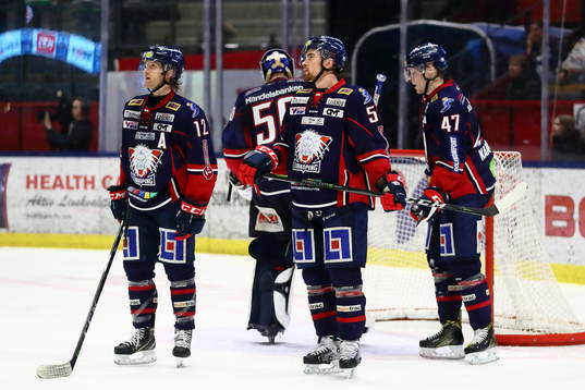 Linköpings Sebastian Karlsson, Nikola Pasic och Anton