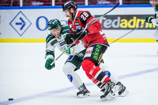 Färjestads Per Åslund mot Malmö Redhawks Jens Olsson