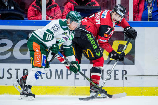 Färjestads Marcus Nilsson mot Malmö Redhawks Nils