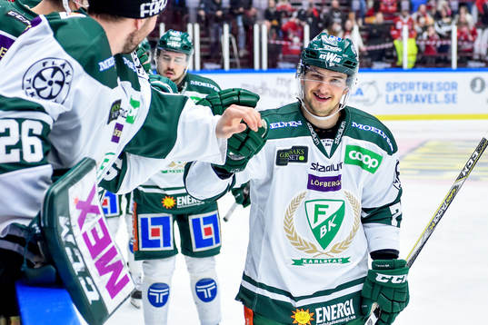 Färjestads Libor Hudacek jublar med lagkamrater