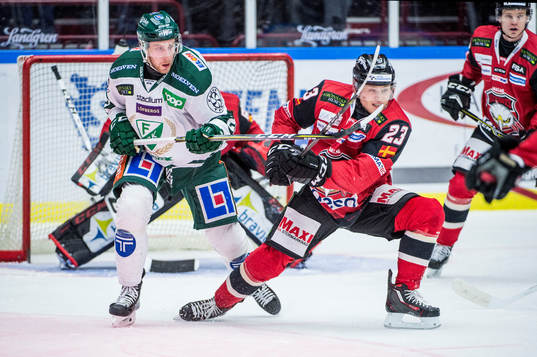 Färjestads Per Åslund mot Malmö Redhawks Christoffer