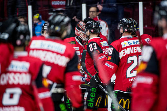 Malmö Redhawks Christoffer Forsberg kramar om målvakt