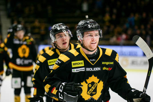 Skellefteås Sebastian Ohlsson jublar