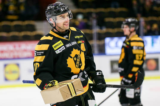 Skellefteås Joakim Lindström firar 300 poäng