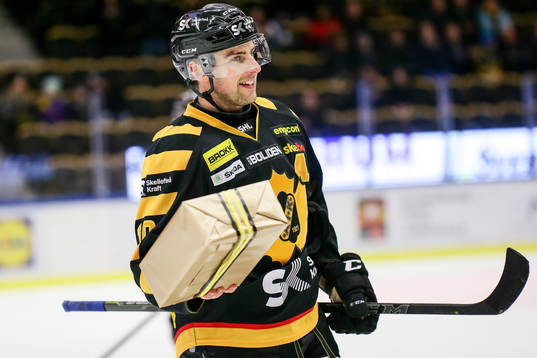 Skellefteås Joakim Lindström firar 300 poäng