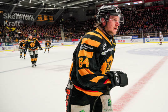Skellefteås Jonathan Pudas jublar