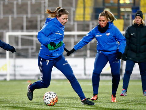 Träning med IFK Norrköping DFK på Östgötaporten